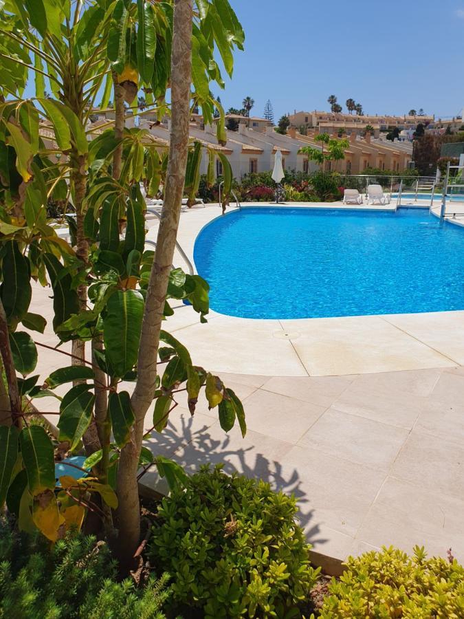 Luxury Beachfront Apartment With Pool, Sauna, Fitness And Gym In Province Malaga, Andalusia 미하스 외부 사진